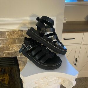 Black Chunky Sandals